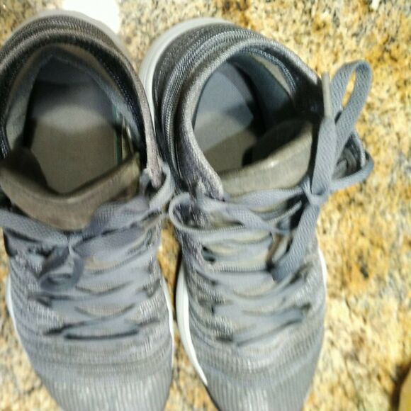 Nike Hyperdunk 2017 Flyknit Cool Gray Knit Shoes 917726-007 (Men’s Size 10.5) main image 7